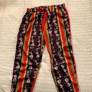 Casual printed pants.